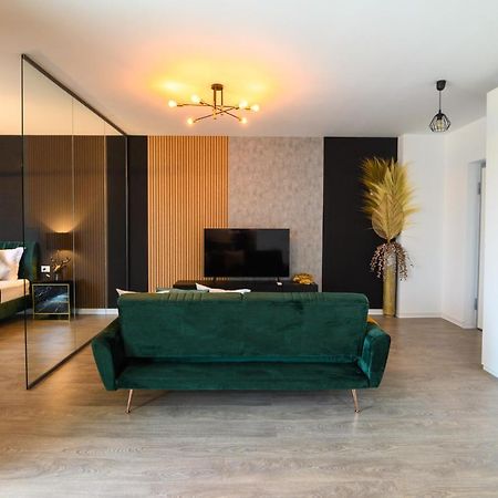 North Twin Apartment Bucharest Exterior photo
