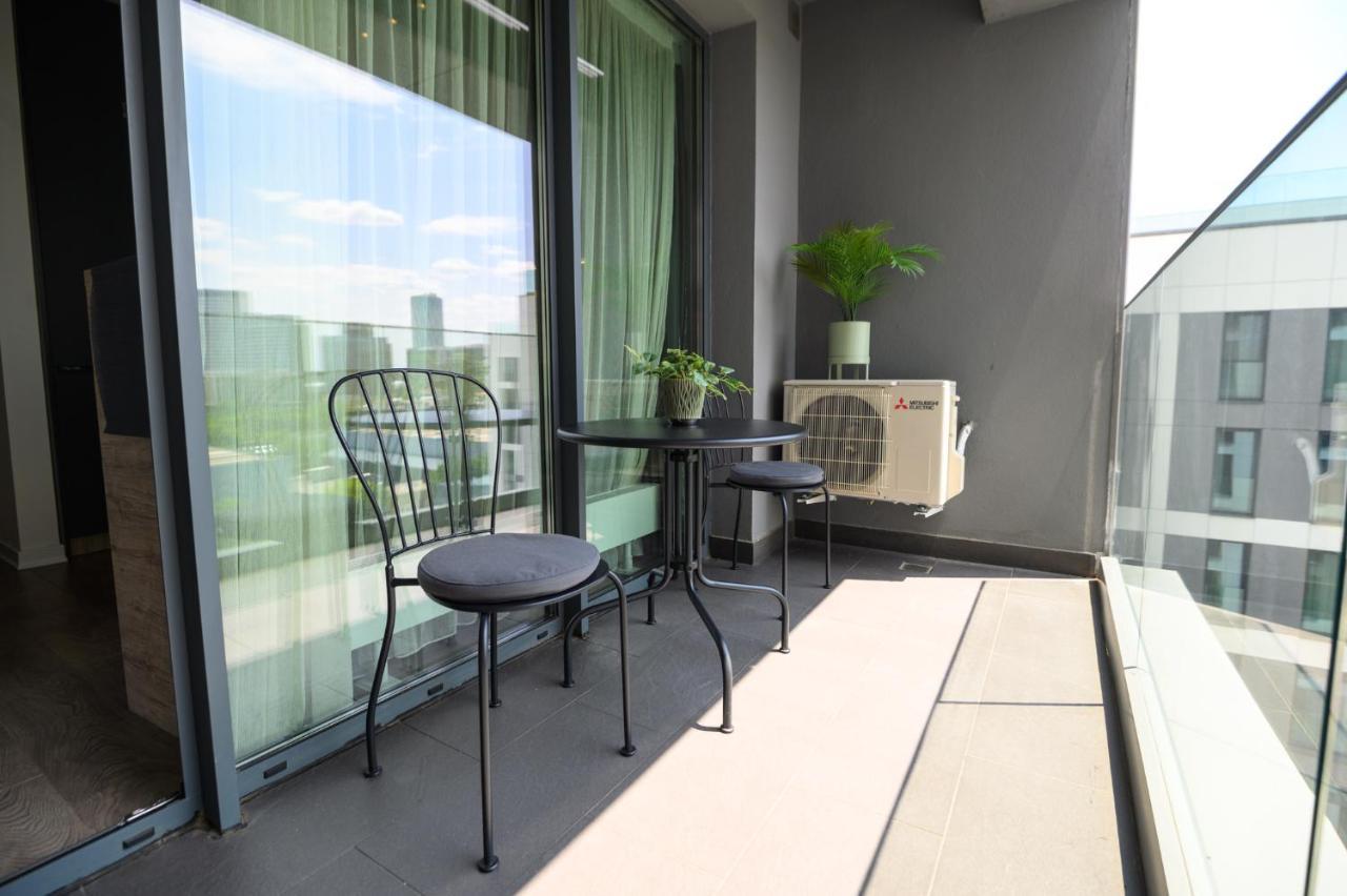 North Twin Apartment Bucharest Exterior photo